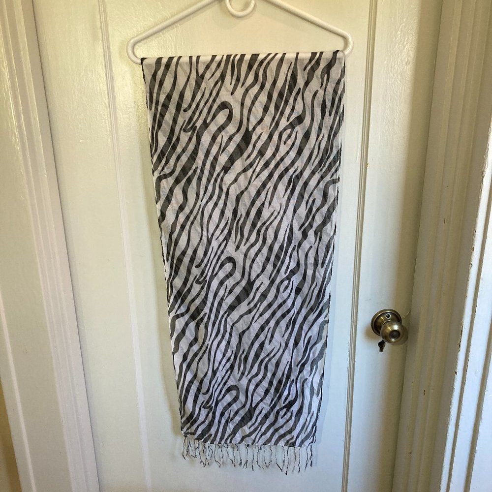 Lightweight Sheer Zebra Print Scarf